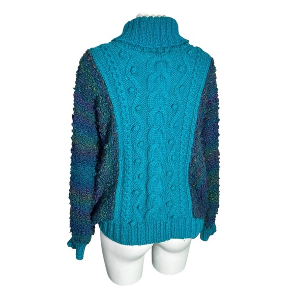 Vintage Handmade Cableknit Turtleneck Sweater Size Medium - Picture 12 of 12